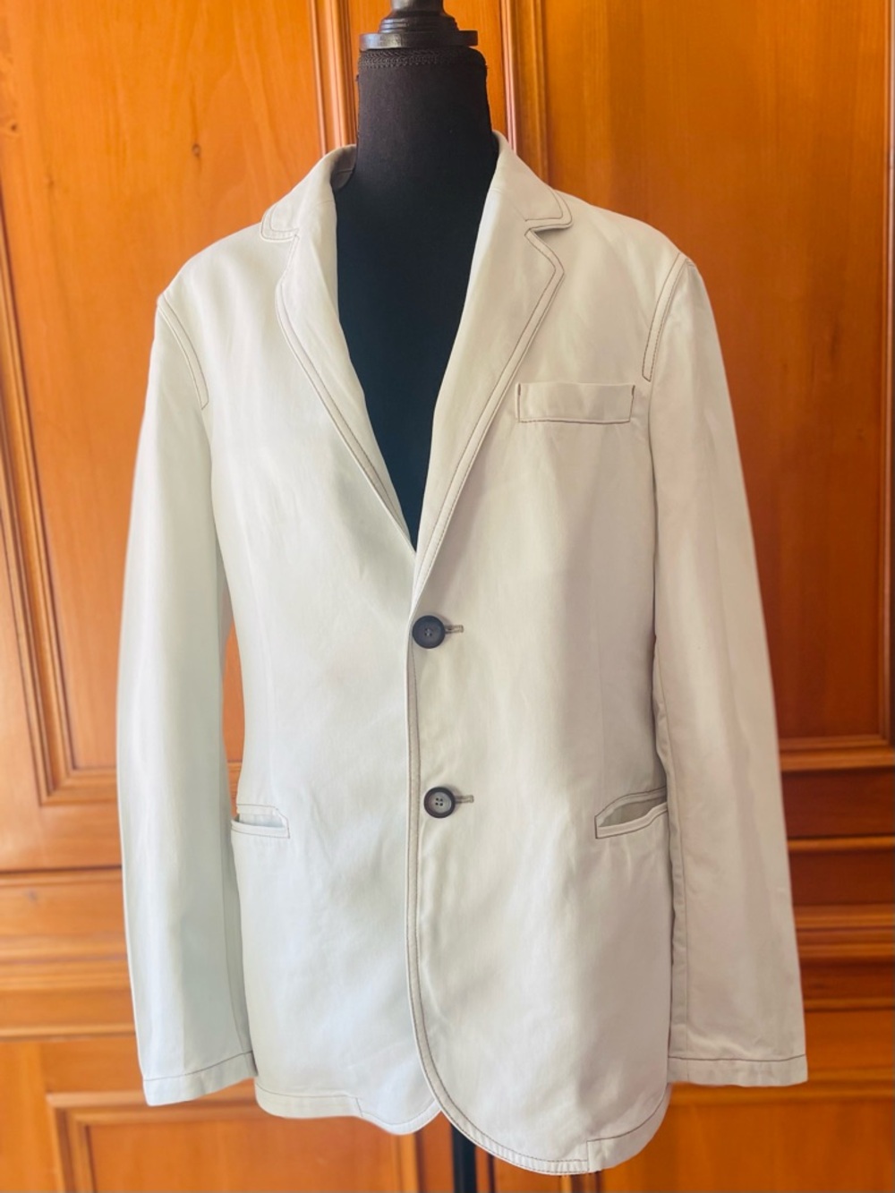 Armani Collezioni Summer Classic Cream Two-Button Blazer Jacket Size 38